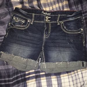 Woman’s Jean shorts